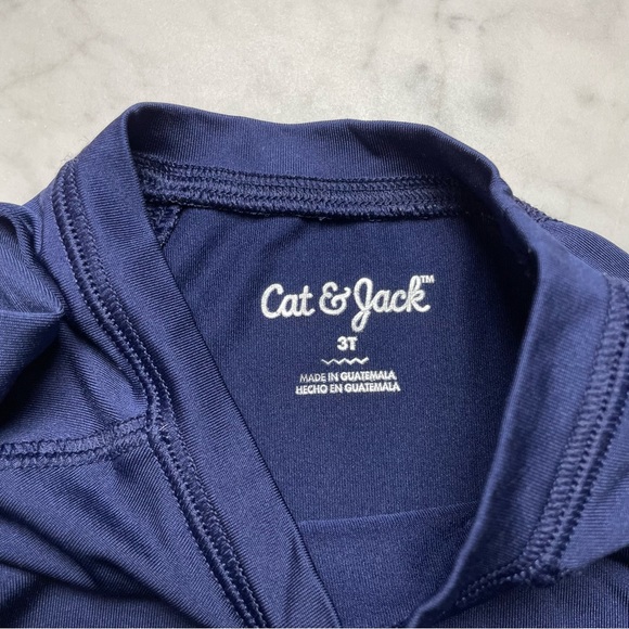 Cat & Jack 3T Swim Beach Pool Long Sleeve Crewneck Shirt - Picture 5 of 7